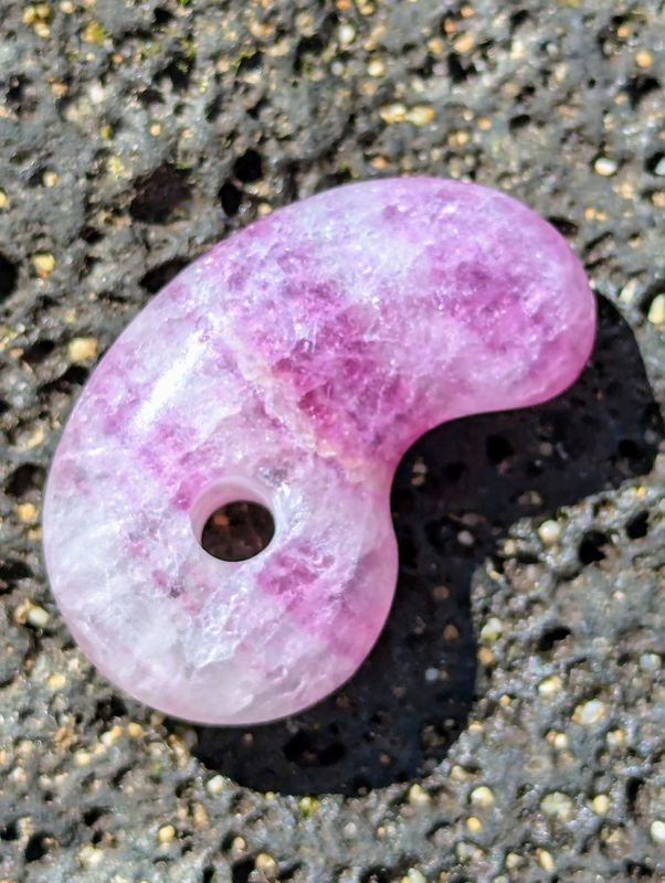 Fluorite Magatama