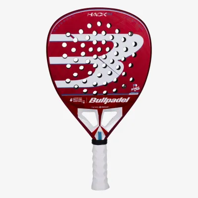 BULLPADEL HACK 04 PREMIER CHILE 2025 PAQUITO NAVARRO + FUNDA PREMIUM + PROTECTOR + GRIP + TARRO PELOTAS