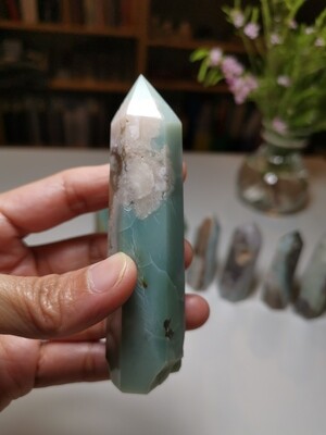 Blue Green Flower Agate points