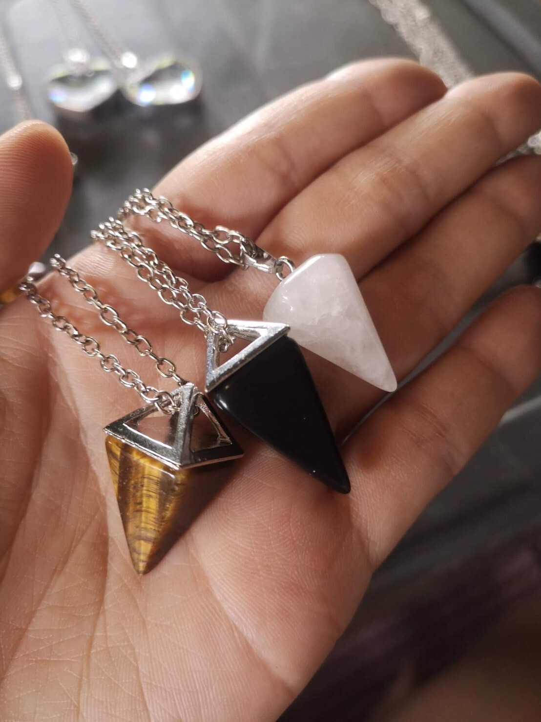 Pendants with necklace