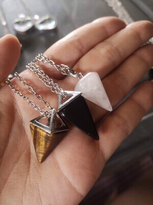 Pendants with necklace