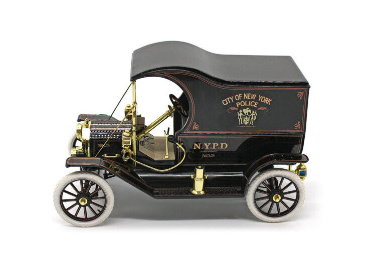 1912 Ford Model T NYPD Transport