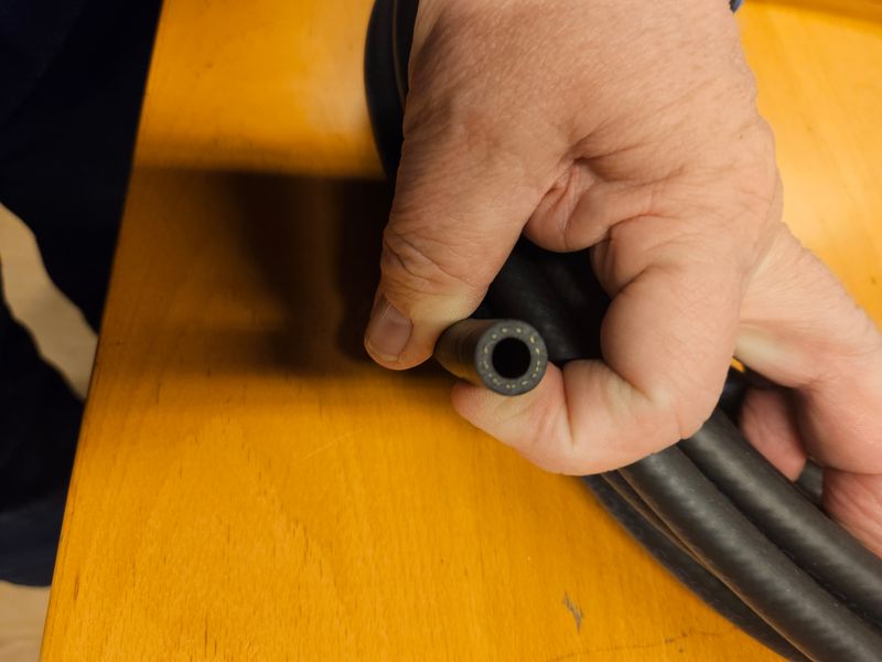 Bensinslange 7,3 mm - Selges i hele meter