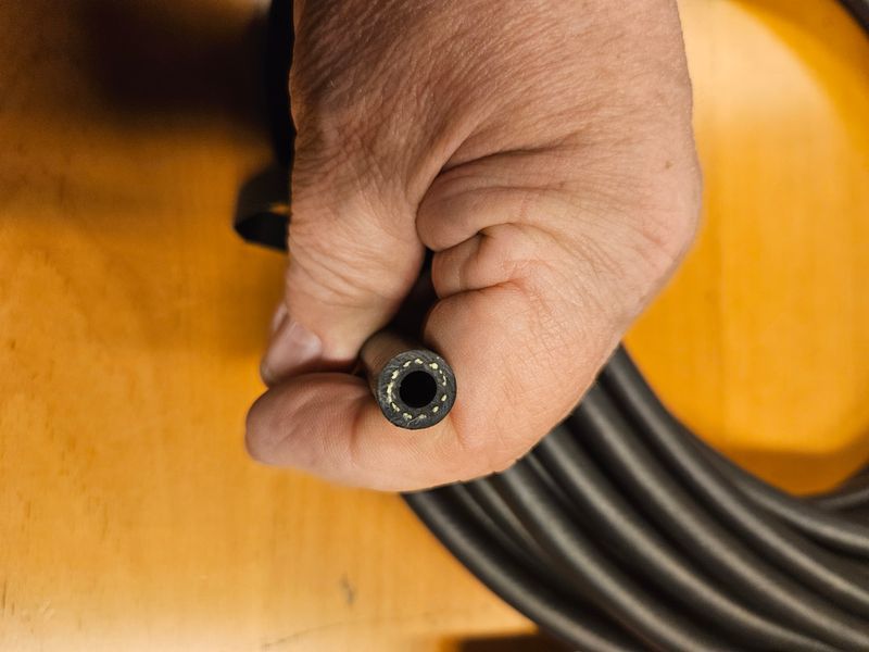 Bensinslange 5,5 mm - selges i hele meter