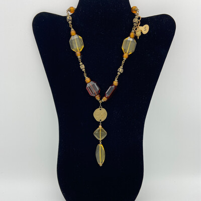 01 Vintage Glass & Brass Necklace