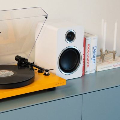 Argon Audio TT MK2 Belt Drive Turntable Electric Amber