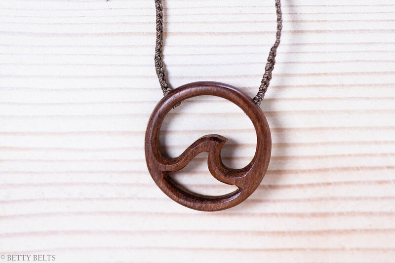 Wood Wave Necklace