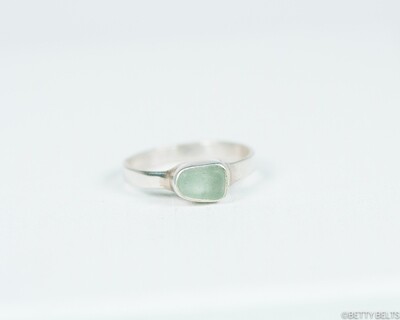 Sea Glass Ring (East-West)