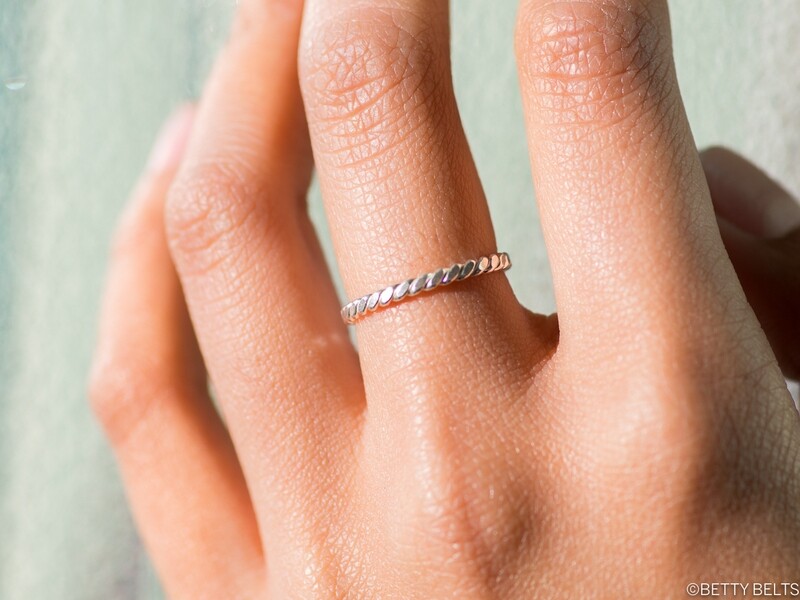 Twist Stacker Ring (1.5mm)