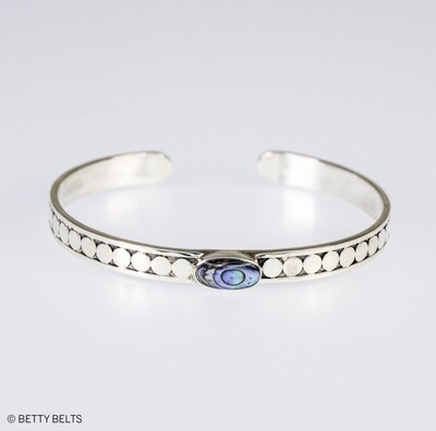 REBECCA Shell Cuff