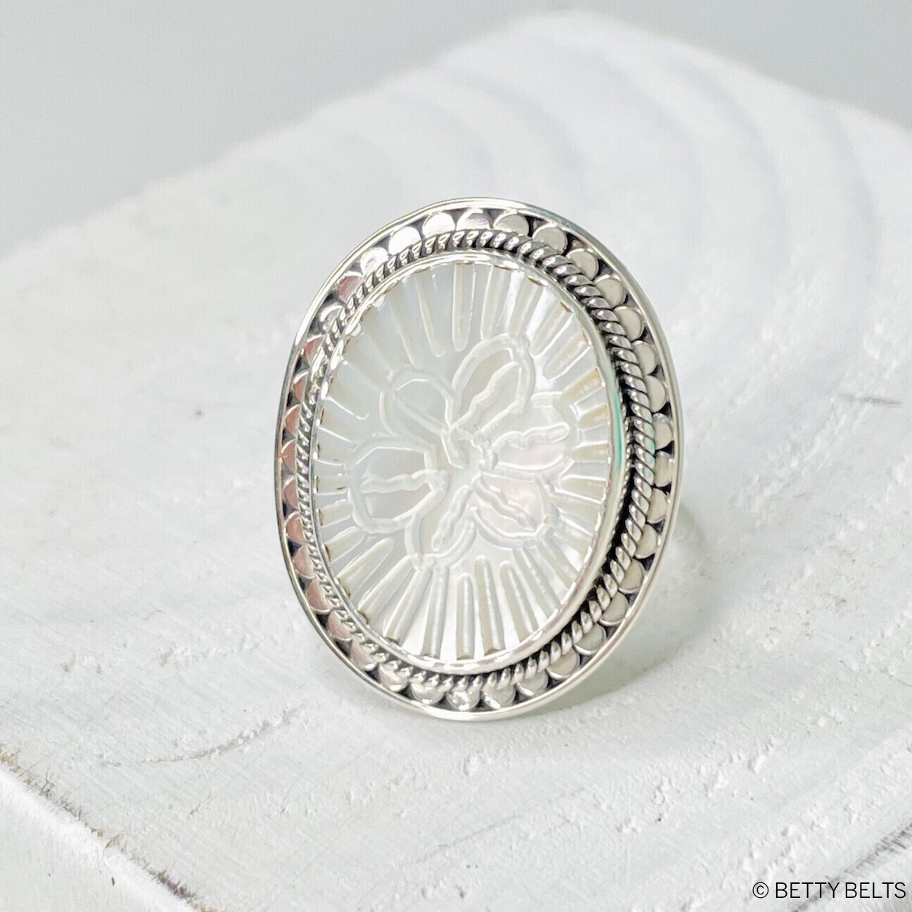 ☀️ Betty Sunshine Ring ☀️
