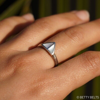 Makena Shell Ring
