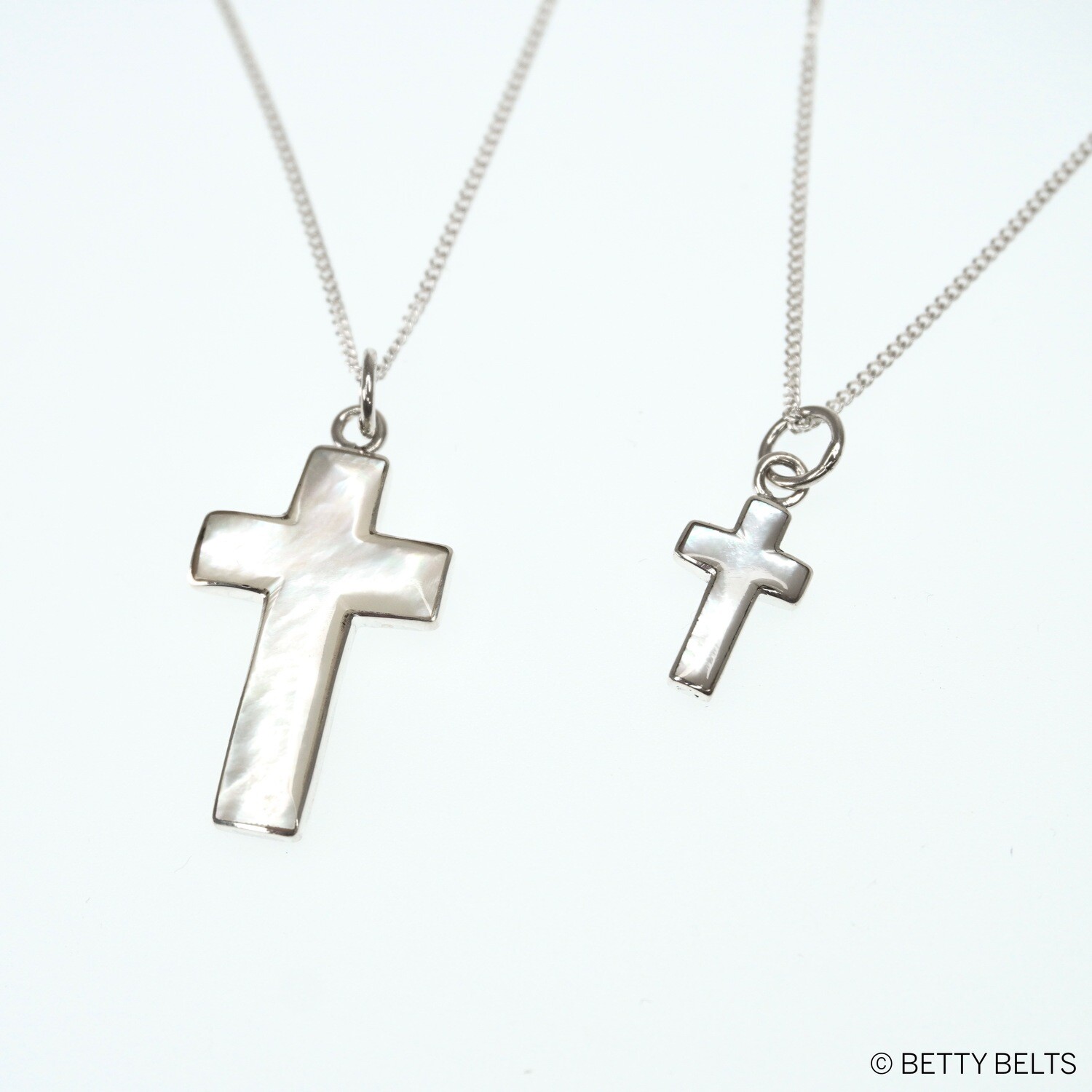 Shell CROSS Necklace (Silver)