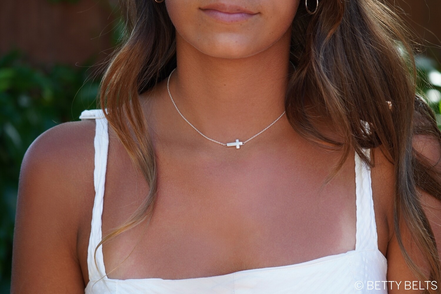 Cross Shell Chain Necklace