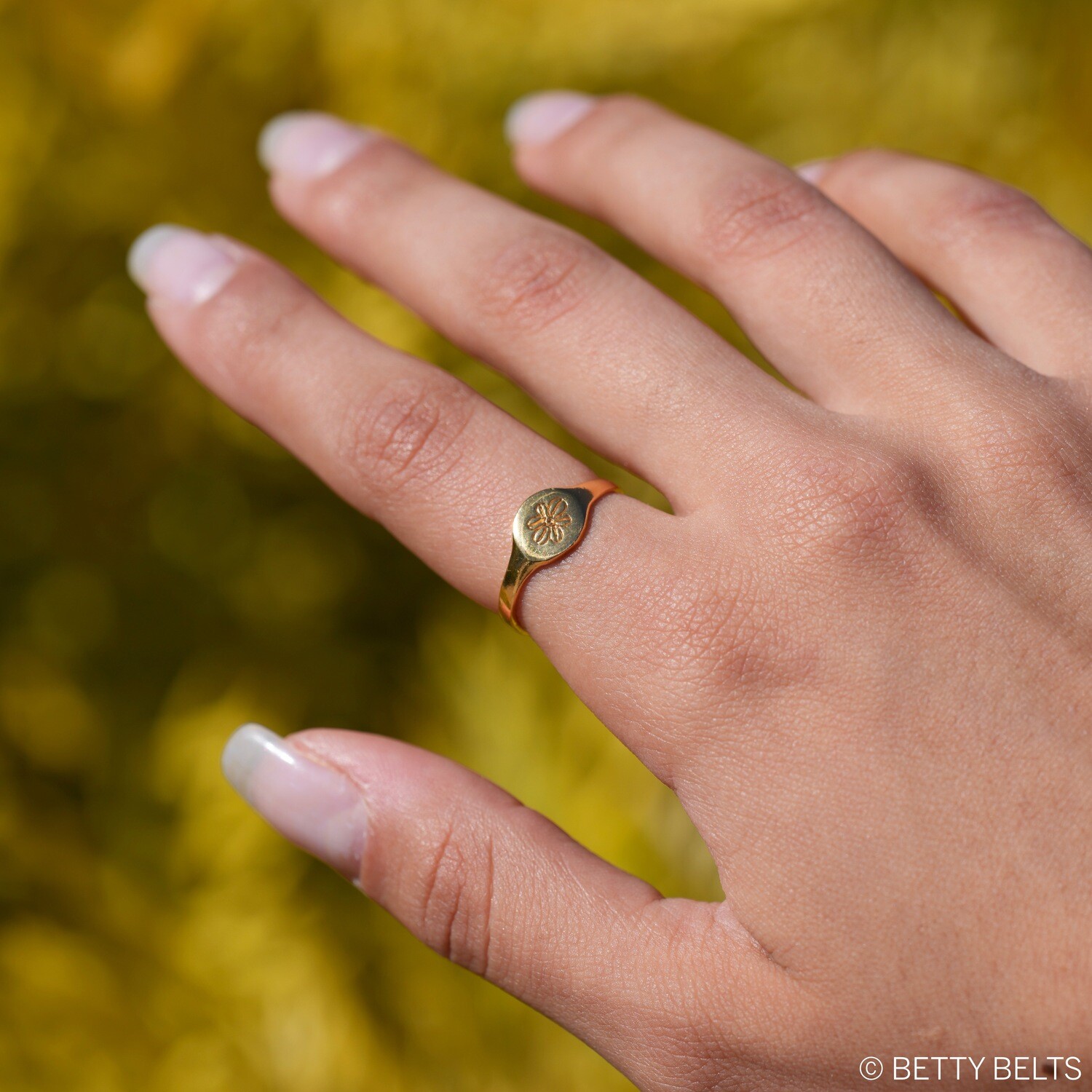 Betty Flower Signet Ring (Silver & 24K Gold Vermeil)