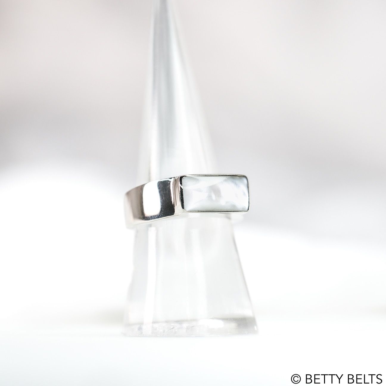 RINCON Shell Ring
