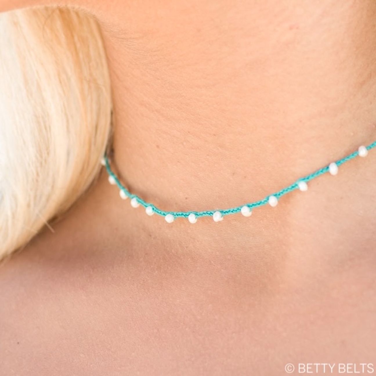 ADINA Pearl Choker