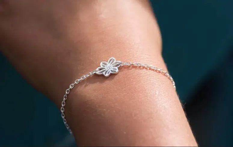 Floating Betty Flower Bracelet