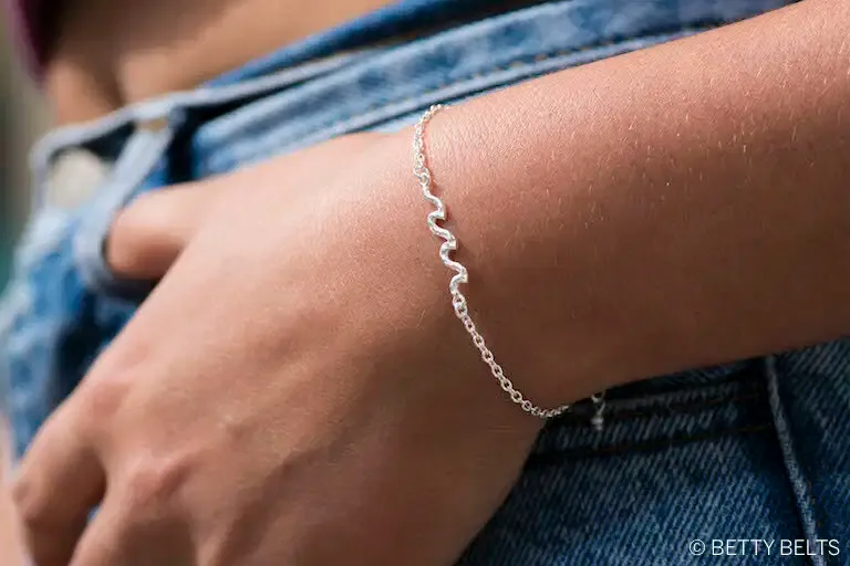 HUI HUI Waves Bracelet (Sterling Silver Chain Version)
