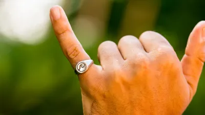 Signet Ring (Circle Wave)
