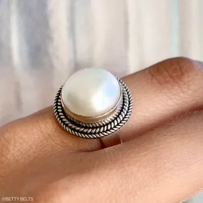 MARGUERITE Pearl Ring (Final Sale!)