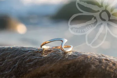 Perfect Wave Ring (Silver &amp; 24K Gold Vermeil)