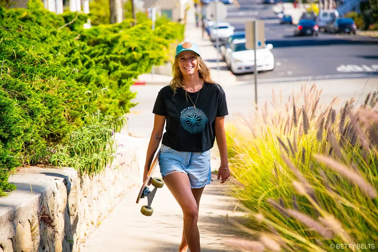 Cropped Betty Sunshine Tee (Final Sale!)