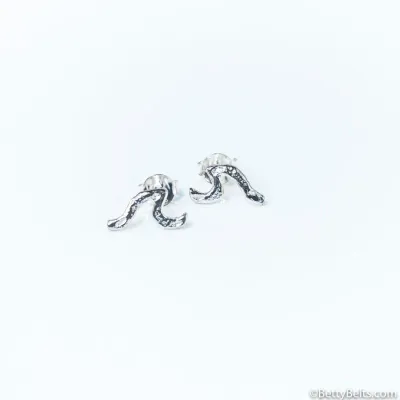 HUI HUI Wave Stud earrings