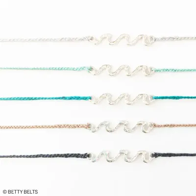 HUI HUI Wave Necklace