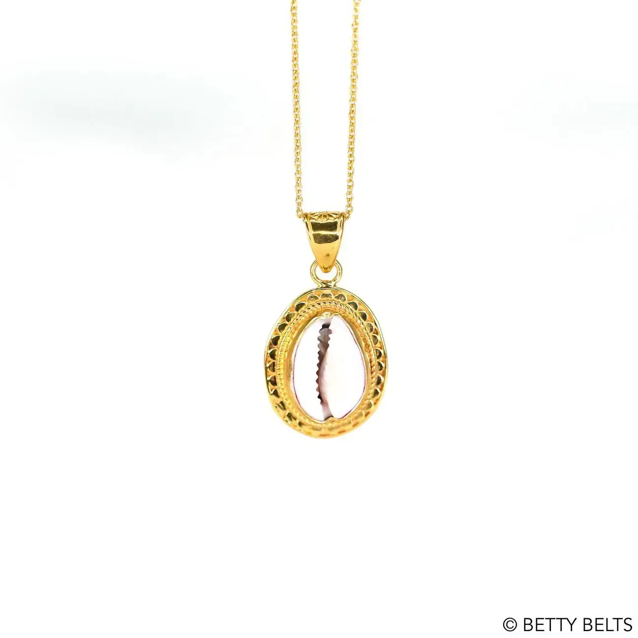 CAYDEN Cowrie Necklace (24K Gold Vermeil)