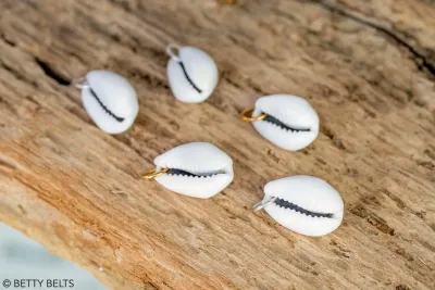 Simple Cowrie Shell Charm (Silver &amp; 24K Gold Vermeil)