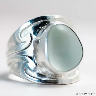 Sea Glass Ring (NEW WAVE)