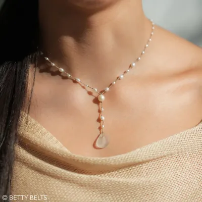 Sophie Sea Glass &amp; Freshwater Pearls Micro Thread Lariat Necklace (Silver &amp; 24K Gold Vermeil)