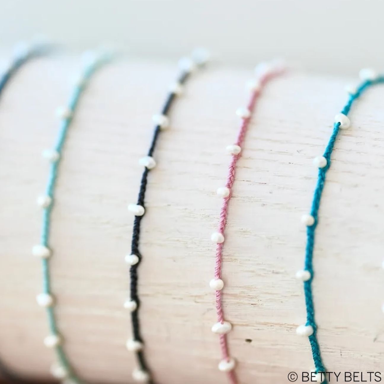 ADINA Pearl Friendship Bracelet