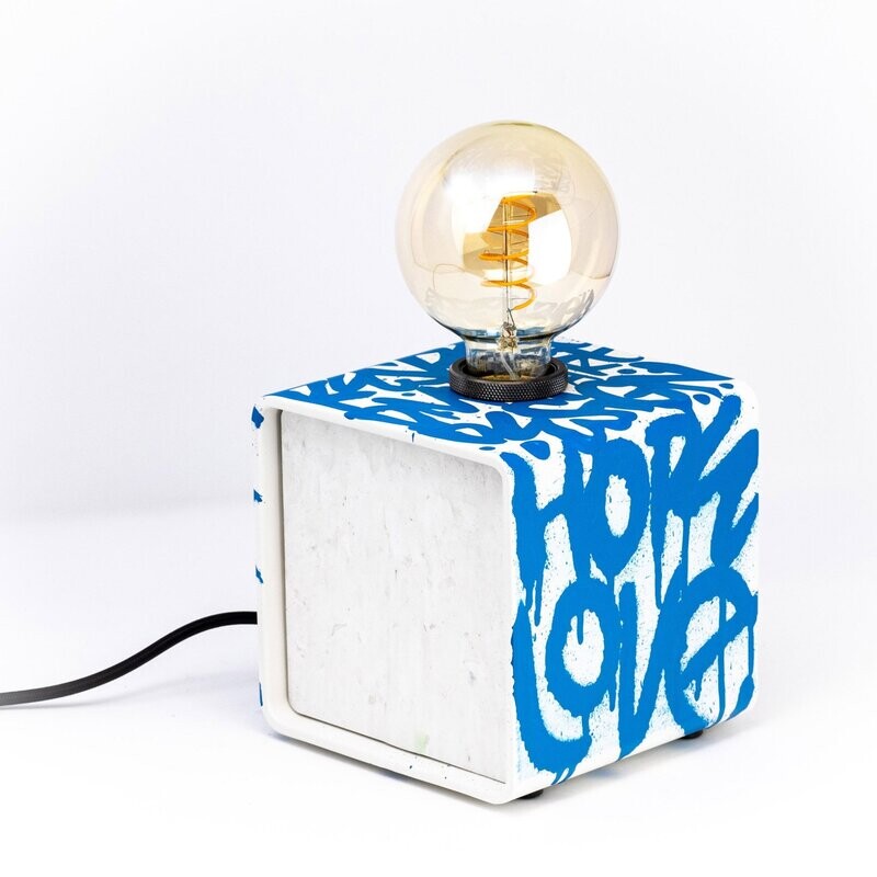 kiu Lampe CUBE 150 par Denis Meyers 17/30