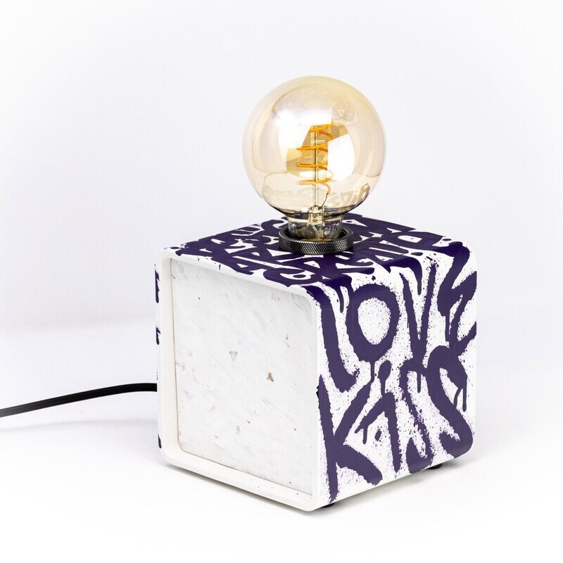 kiu Lampe CUBE 150 par Denis Meyers 29/30