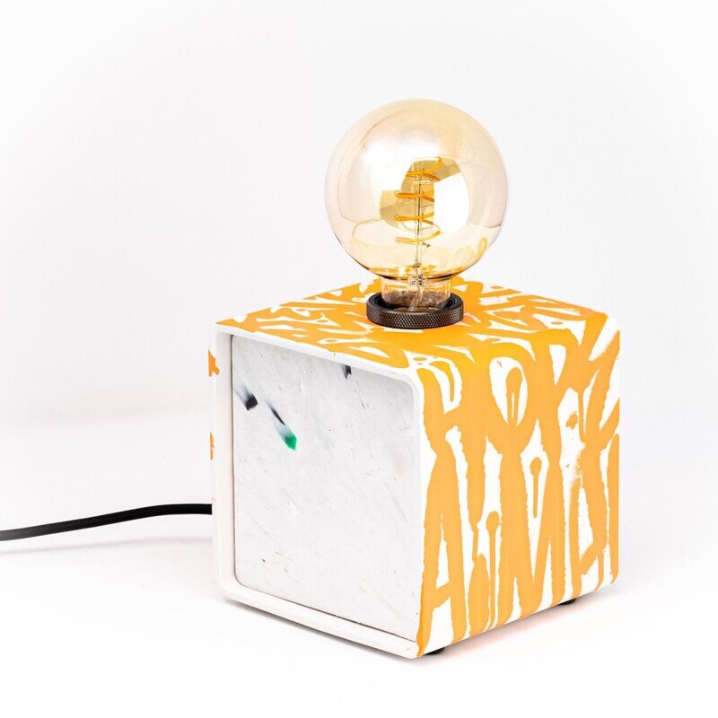 kiu Lampe CUBE 150 par Denis Meyers 18/30