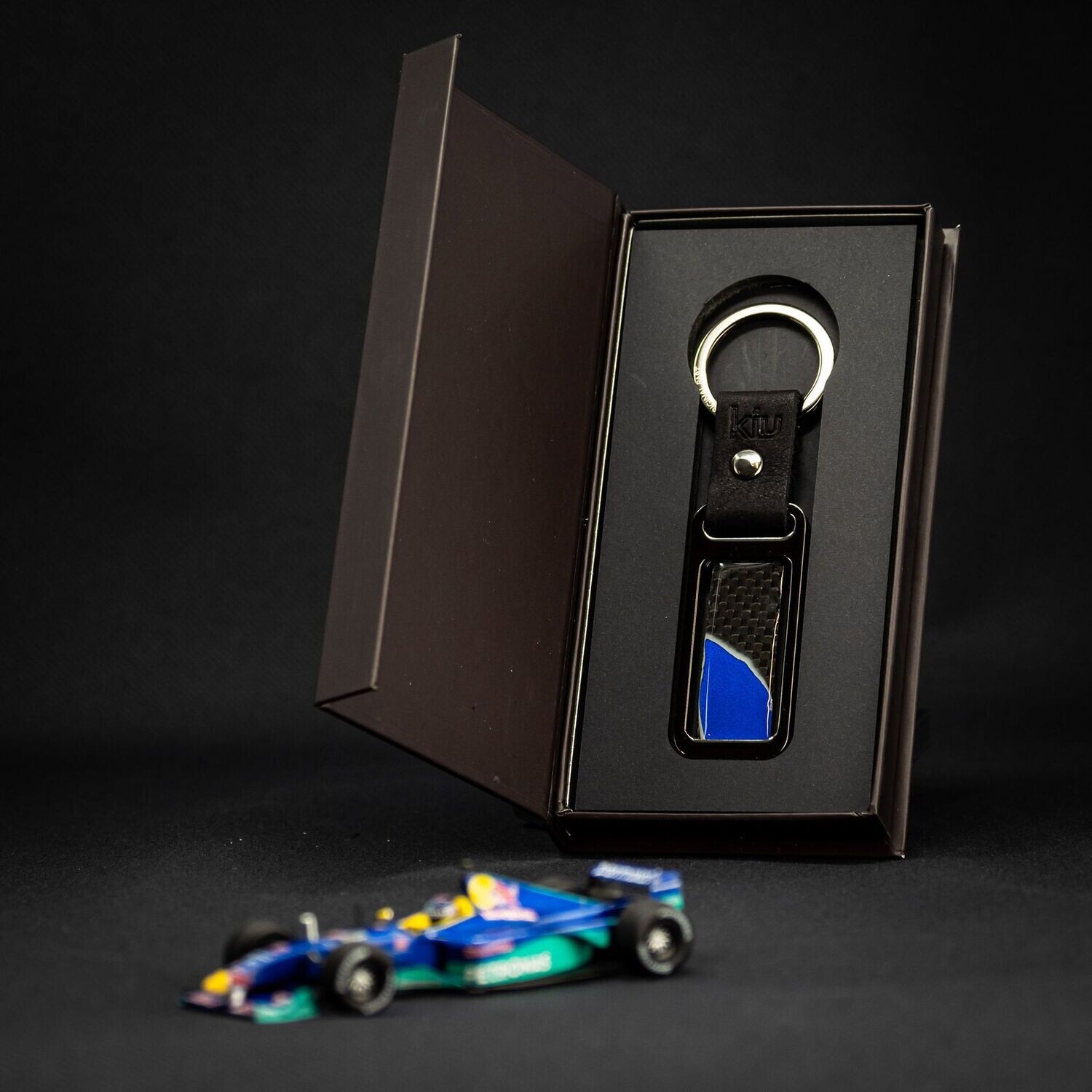 Porte-clé voiture de course F1 gravé