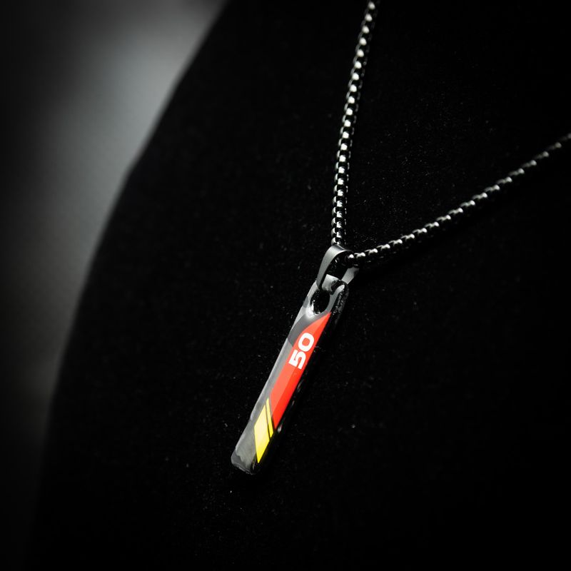 Hypercar 499P n°50 Carbon pendant