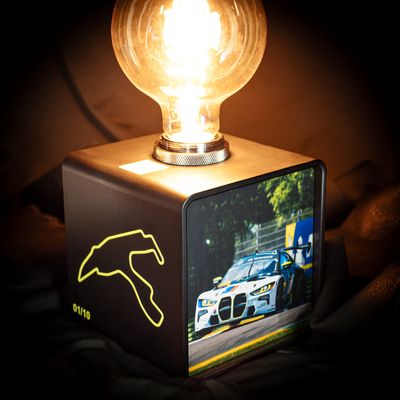 kiu Lampe CUBE 120  Série limitée Spa WRT #46