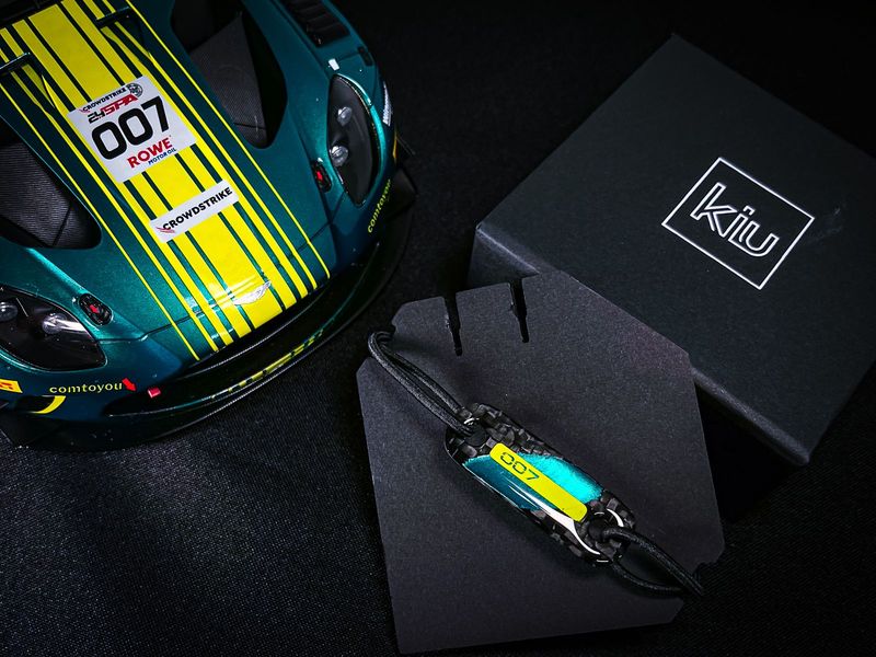 Bracelet carbone Aston Martin #007