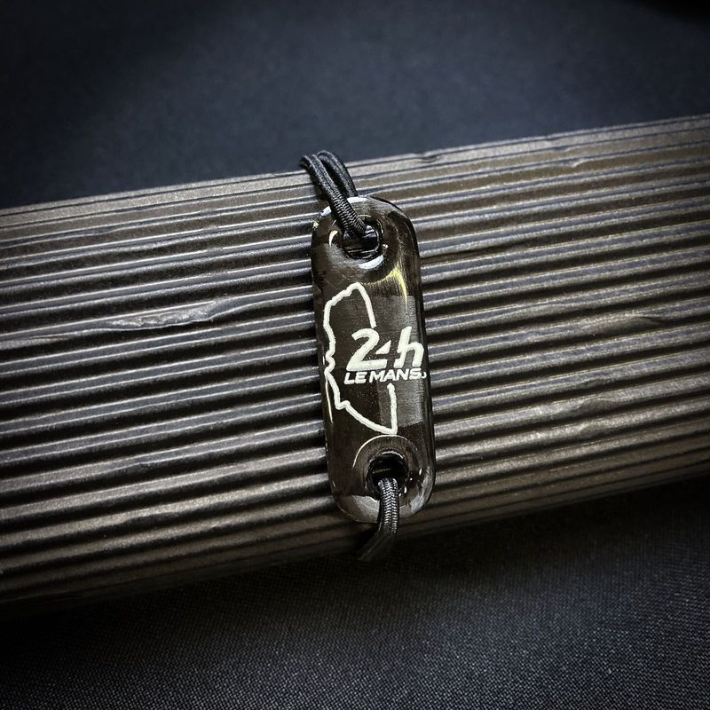 Bracelet Carbone tracé 24h Le Mans®