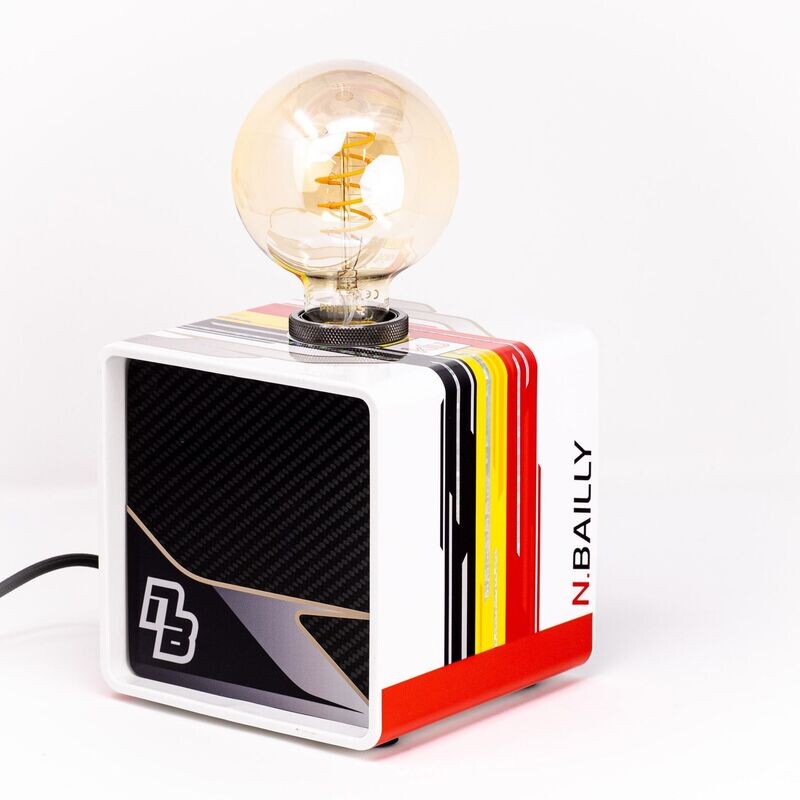 kiu Lampe CUBE 150  Série limitée Nigel Bailly