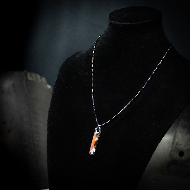 Pendentif Carbone F1 Carlos Sainz Jr