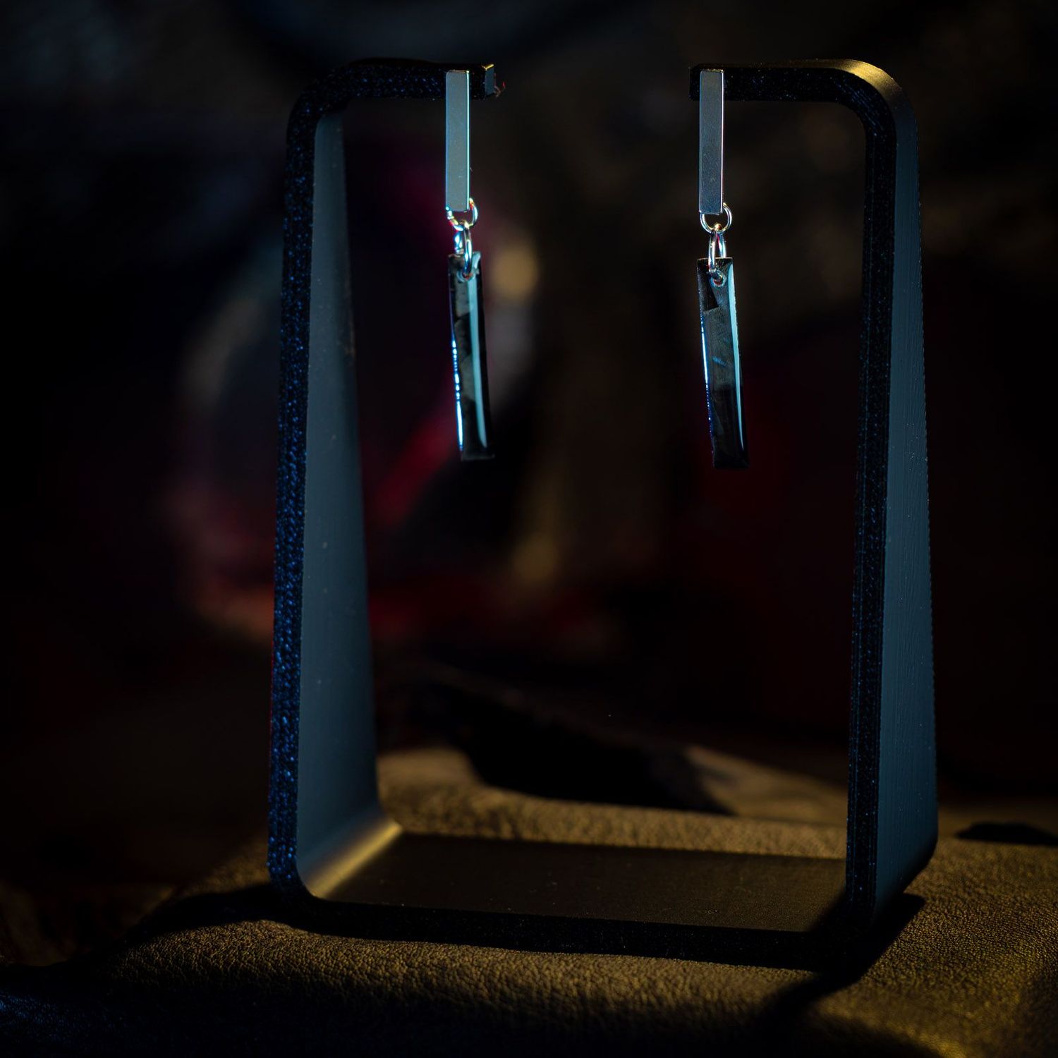 Boucles d'oreilles Carbone/Inox Formule1© Ferrari© SF21 Carlos Sainz Boucles d'oreilles Carbone/Inox Formule1© Ferrari© SF21 Carlos Sainz