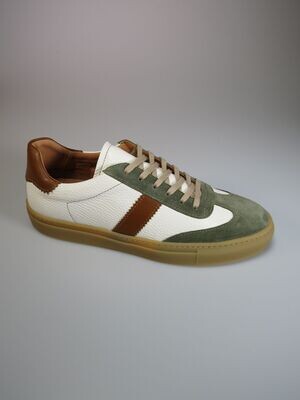 Sportschuhe weiß/grün/braun