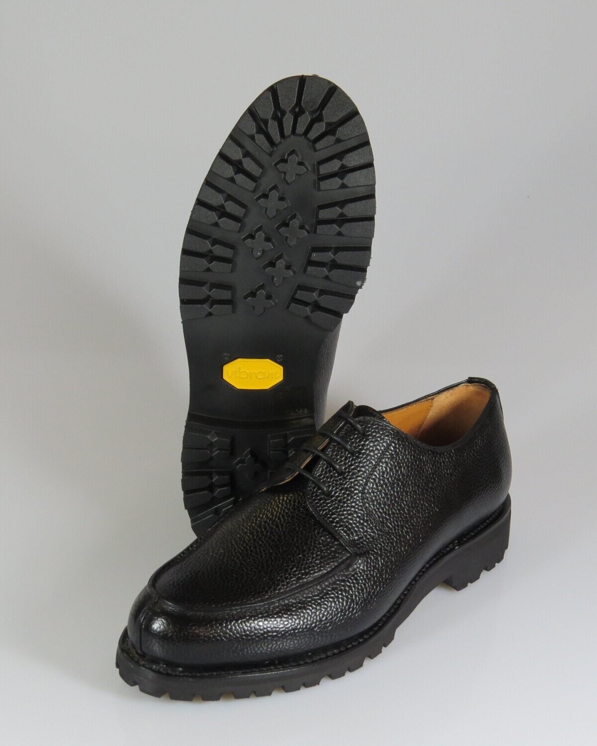 Norweger schwarz Scotchgrain mit Vibramsohle