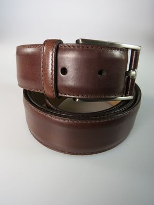 Ledergürtel dunkelbraun schmal