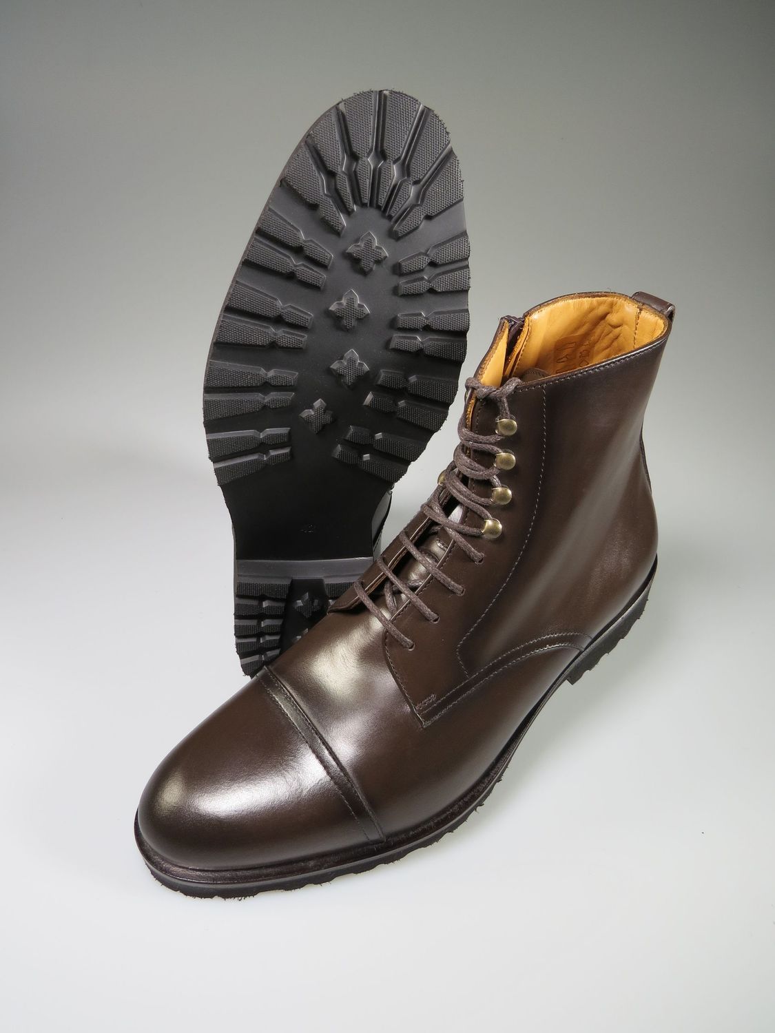 Schnürstiefel mit Kappe dunkelbraun