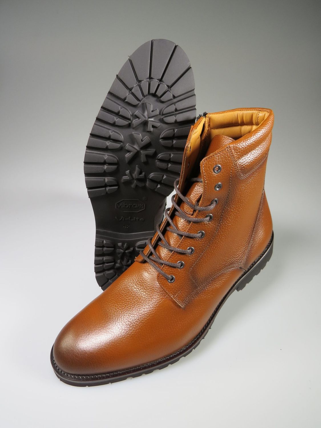 Schnürstiefel hellbraun geprägt